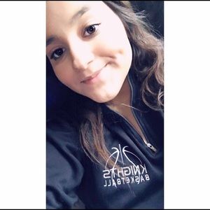 Meet your Posher, Isabel